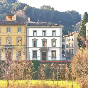 Apart-hotel Serristori Palace